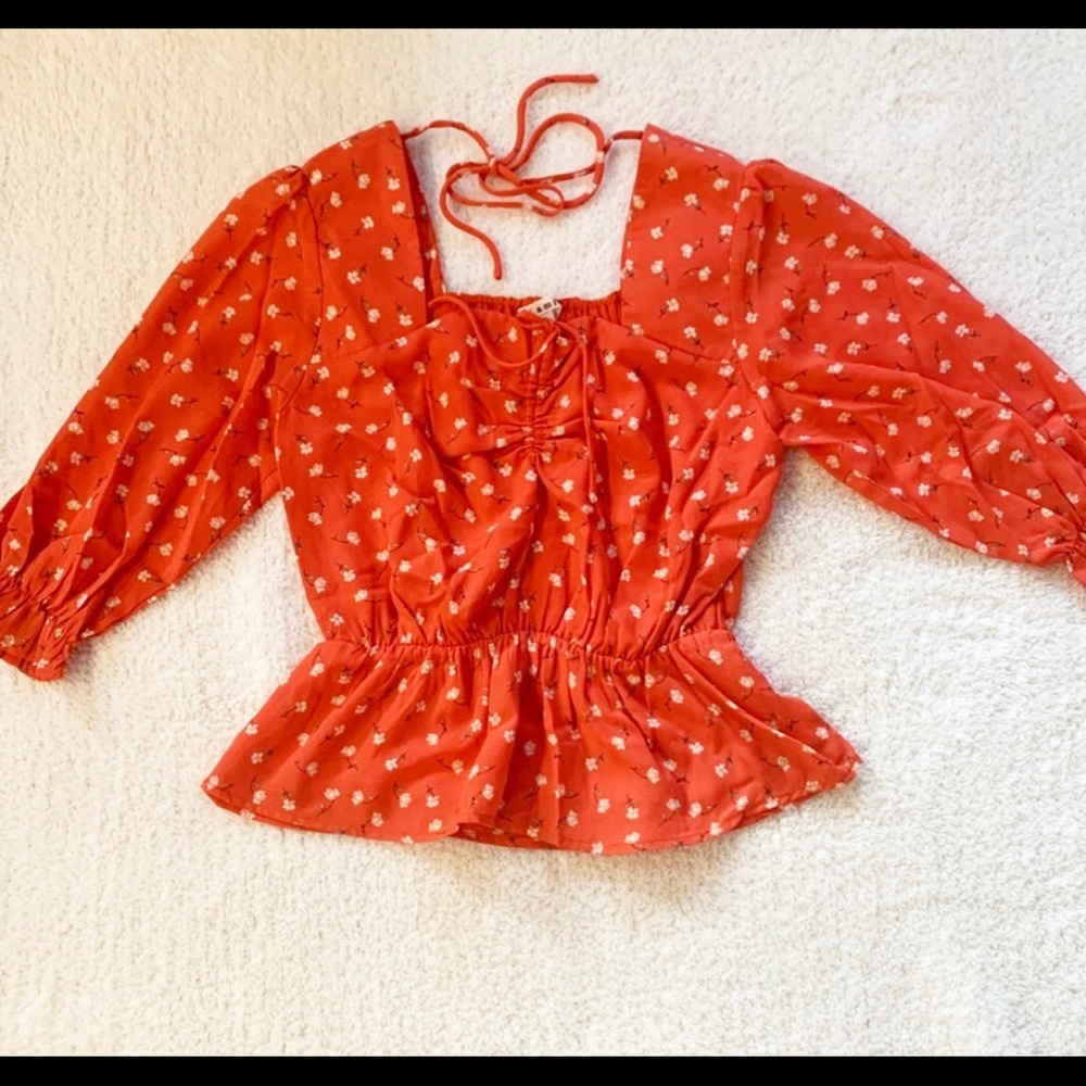 Francesca’s Coral Peplum Blouse - Picture 5 of 8